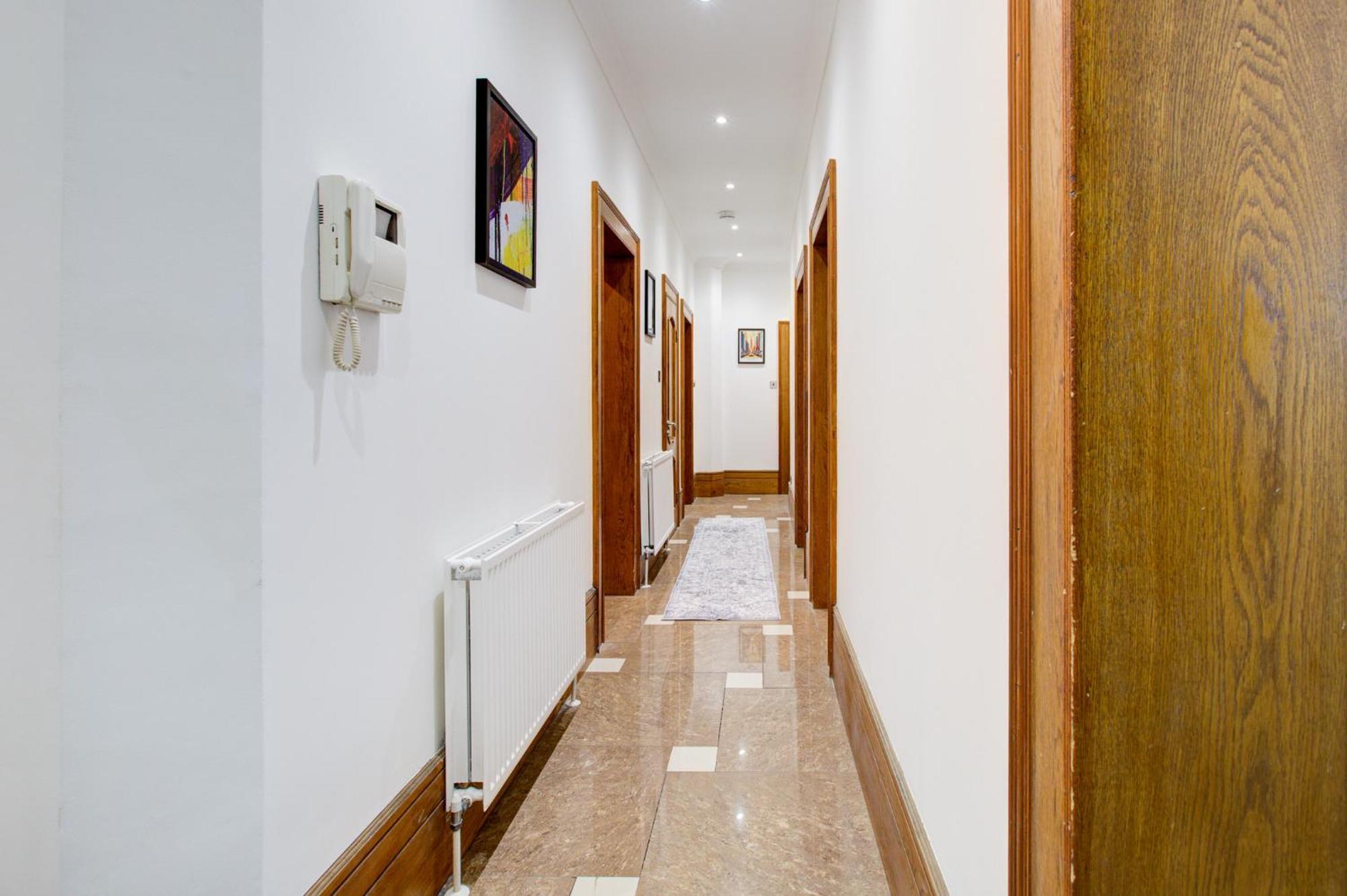 Mansion Apartment London